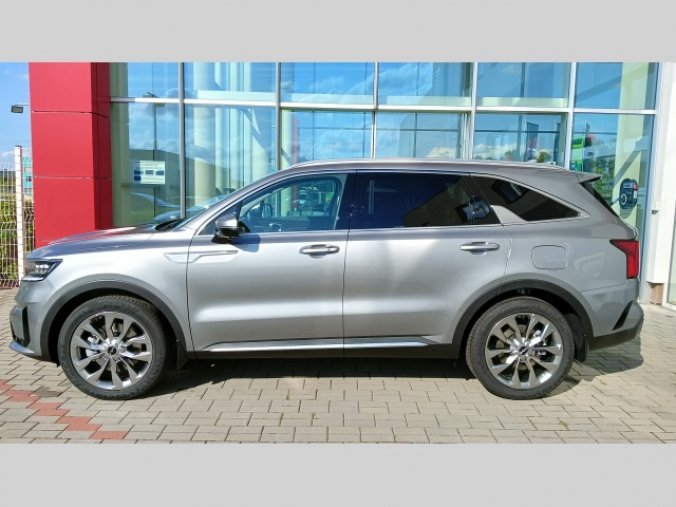 Kia Sorento, 2.2.CRDI 4x4 8DCT TOP, barva šedá