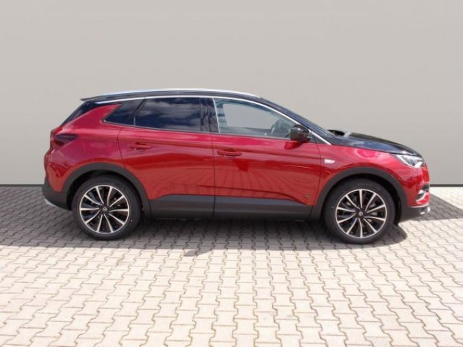 Opel Crossland X, HIT Edition 1.2 TURBO (81kW/11, barva bílá