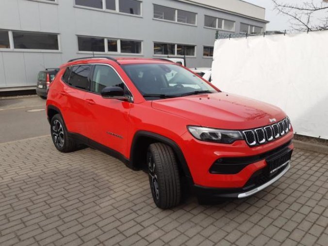 Jeep Compass, 1.3 150 PS LIMITED 4x2 AUTOMAT, barva červená