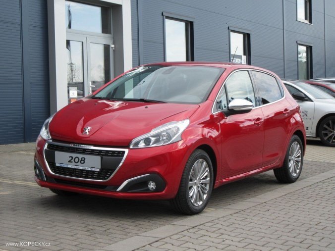 Peugeot 208, 5dv. ALLURE 1.2 PureTech 110 S, barva červená