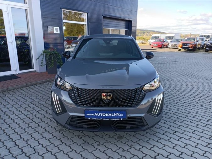 Peugeot 2008, Peugeot 2008 1,2 Active 1.2 PureTech 100k MAN6, barva šedá