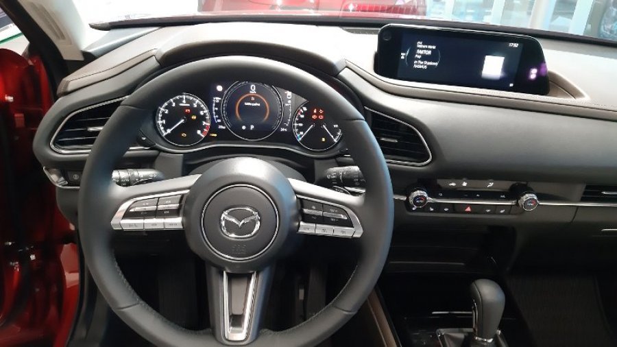 Mazda CX-30, Skyactiv-X180 A/T, barva červená