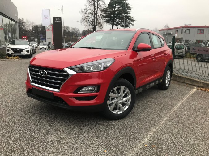 Hyundai Tucson, 1,6 GDi 97 kW (95 NAT) 6 st. man, barva červená