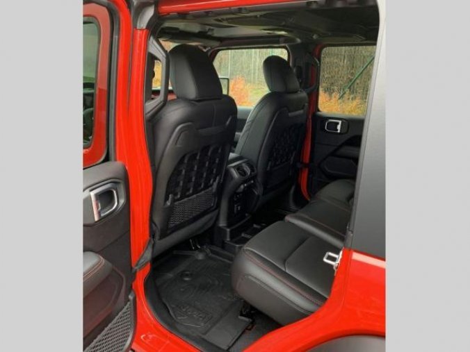 Jeep Wrangler, 2.2 CRD Rubicon 8ATX, barva červená