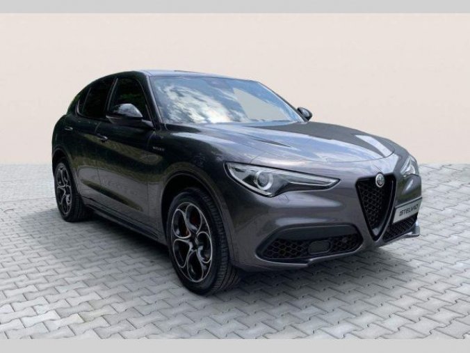 Alfa Romeo Stelvio, 2.0 Turbo 280k Q4 VELOCE, barva šedá