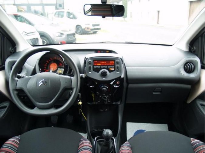 Citroën C1, Feel 1,0 72, barva béžová