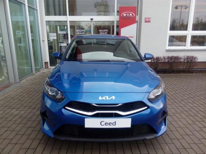 Kia Ceed, 5HB1,5 T-GDI Exclusive 7DCT, barva modrá