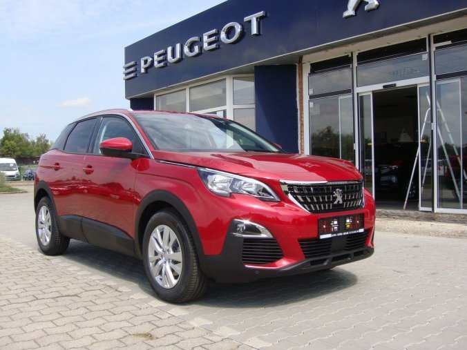 Peugeot 3008, Active 1,2 PureTech 130k, barva červená