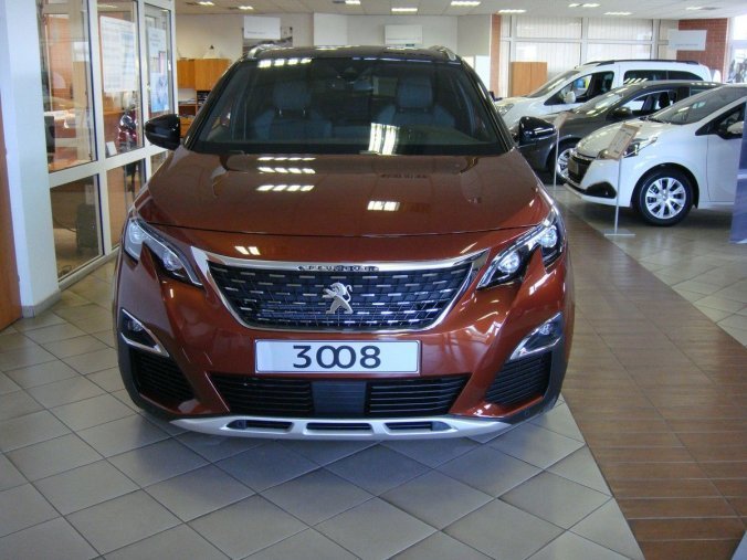 Peugeot 3008, GT LINE 1.6 THP 180k EAT8, barva hnědá