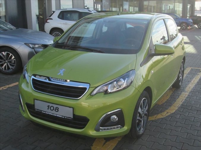 Peugeot 108, 1.0 72k Allure MAN5, barva zelená