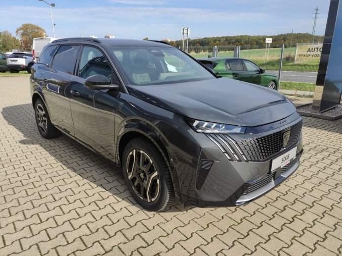 Peugeot 5008, Peugeot 5008 E GT 210k PANORAMA KŮŽE TOP, barva šedá