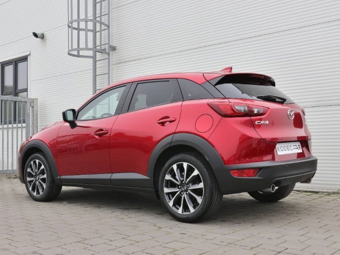 Mazda CX-3, 2,0 Skyactiv-G 89kW/121k 6MAN, barva červená