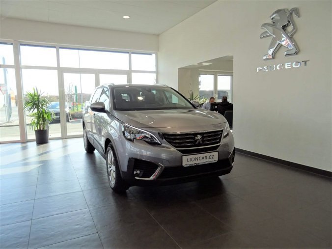 Peugeot 5008, ACTIVE 1.2 130k MAN6, barva šedá