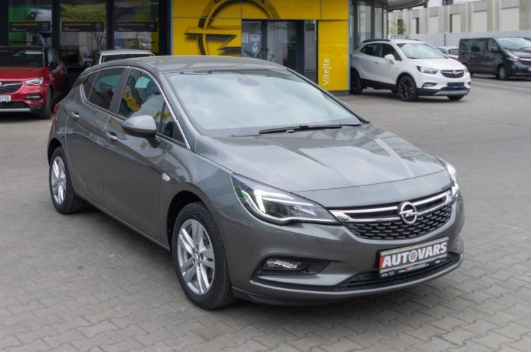 Opel Astra, 1,4T 110kW/150k AT6 Smile, barva šedá