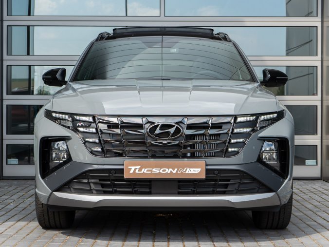 Hyundai Tucson, 1,6 T-GDi 110 kW (95 NAT) 6 st. man 4×4, barva šedá