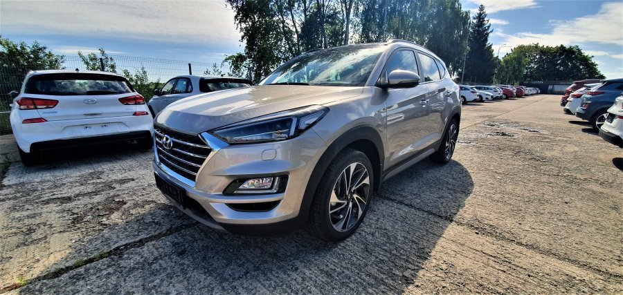 Hyundai Tucson, 2,0 CRDi 136 kW (diesel) 8 st. aut 4×4, barva bílá