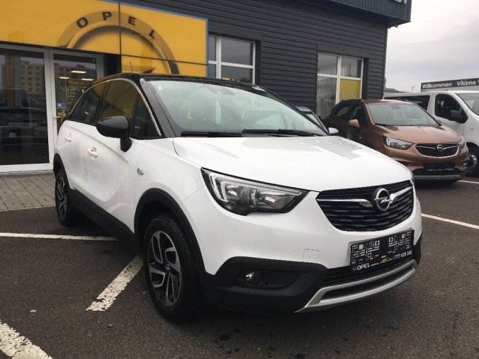 Opel Crossland X, 1.2T Innovation, barva bílá