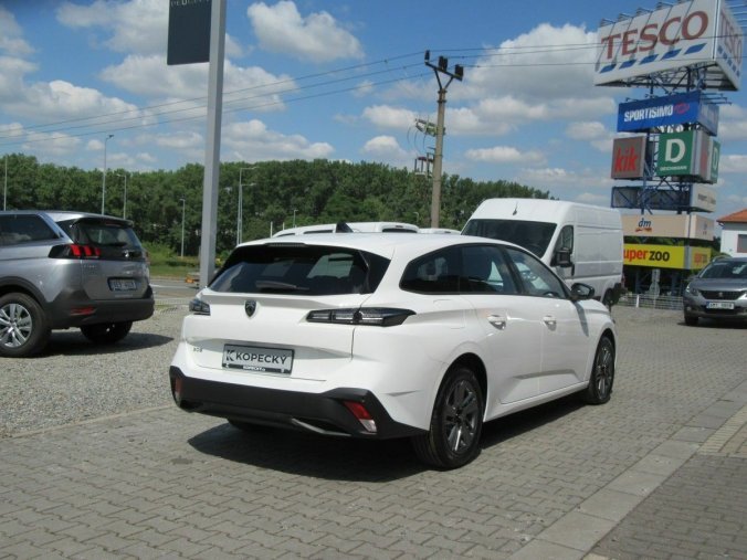 Peugeot 308, Peugeot 308 SW ACTIVE PACK 1.2 PT 130k MAN, barva bílá