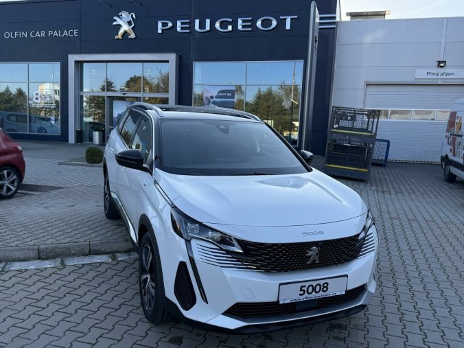 Peugeot 5008, Peugeot 5008 GT - IHNED K ODBĚRU, barva bílá