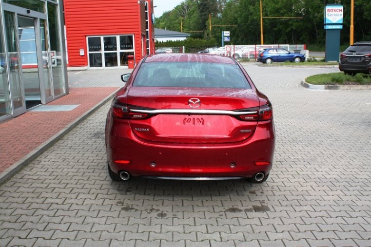 Mazda 6, SKYACTIV-G, barva červená