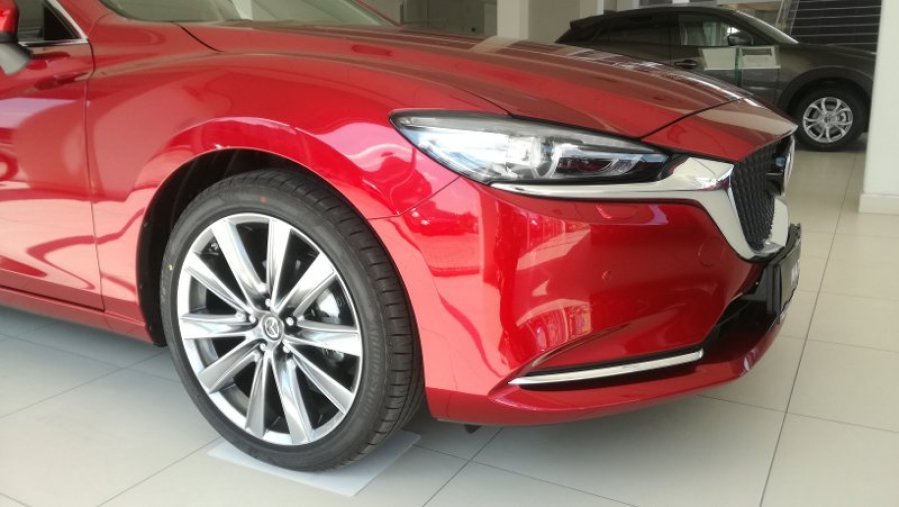 Mazda 6, 2,5i 194k A/T, barva červená