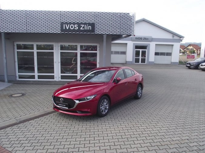 Mazda 3, Skyactiv G122, barva červená