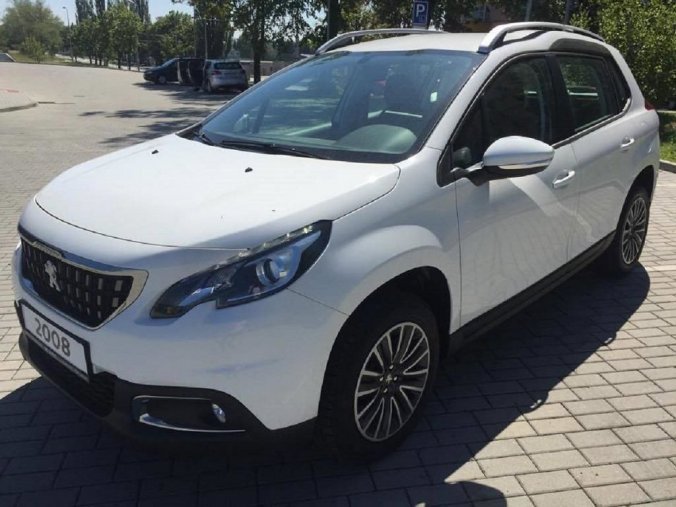 Peugeot 2008, 1.5 HDi 102k, dual klima, barva bílá