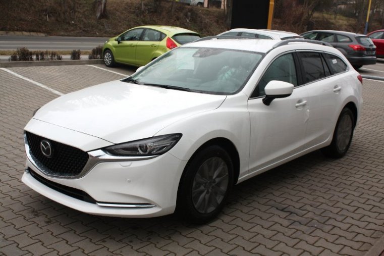 Mazda 6, SKYACTIV-G, barva bílá