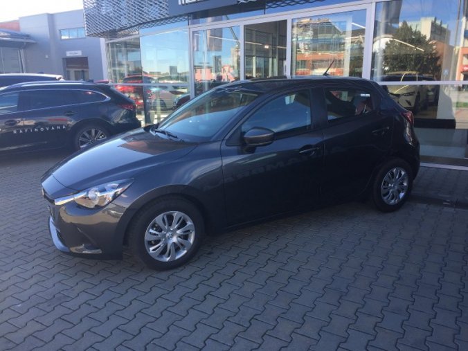 Mazda 2, 1,5 Skyactiv-G75, barva šedá