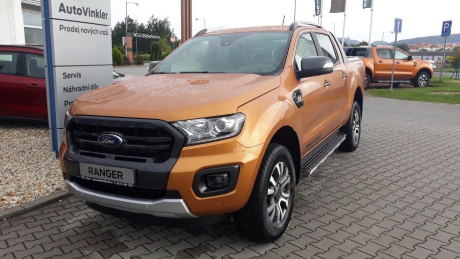 Ford Ranger, Double Cab Wildtrak, Dvojkabina, 3.2 TDCi 147 kW/200 k, 6st. automatická, 4WD, barva oranžová