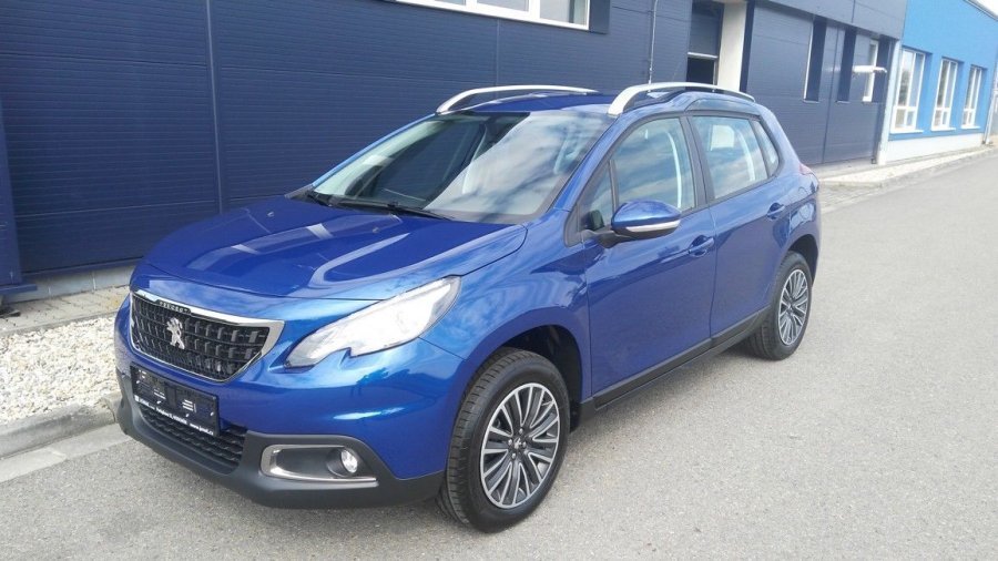 Peugeot 2008, Active 1.2 PureTech 110 S&S MAN6, barva modrá