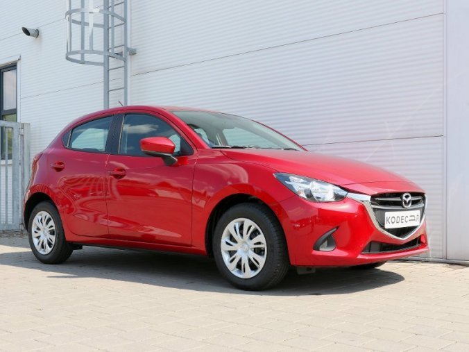 Mazda 2, 1,5 Skyactiv-G 55k/75kW 5MAN, barva červená