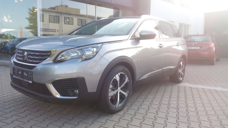 Peugeot 5008, ACTIVE 1.2 PureTech 130 S&S EAT8 NAVI GRIP, barva šedá