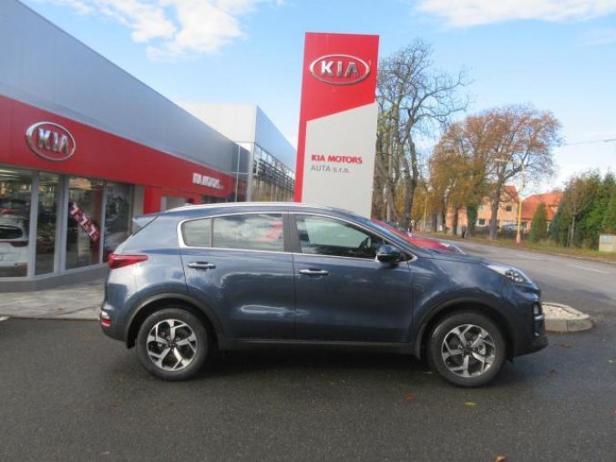 Kia Sportage, 1,6 GDi 4x2 TOP, barva modrá