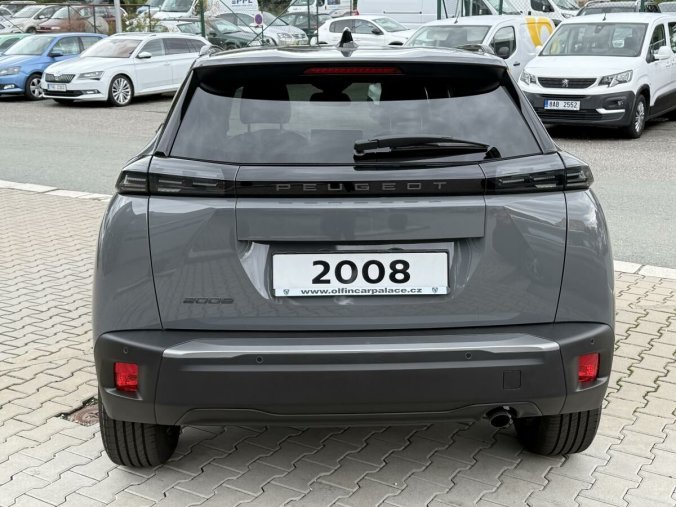 Peugeot 2008, Peugeot 2008 ALLURE - IHNED K ODBĚRU, barva šedá