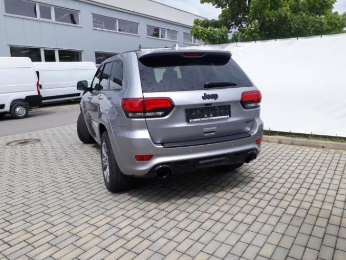 Jeep Grand Cherokee, SRT 6,4 V8    AKCE!, barva stříbrná