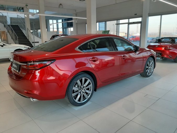 Mazda 6, 2,5i 194k A/T, barva červená