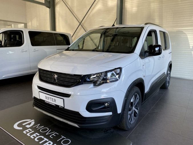 Peugeot Rifter, Peugeot Rifter e-GT ELEKTROMTOR 100kW / 50kWh, barva bílá