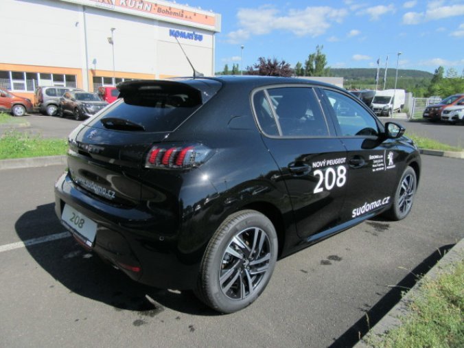 Peugeot 208, ALLURE 1.2 PureTech 100k MAN6, barva černá