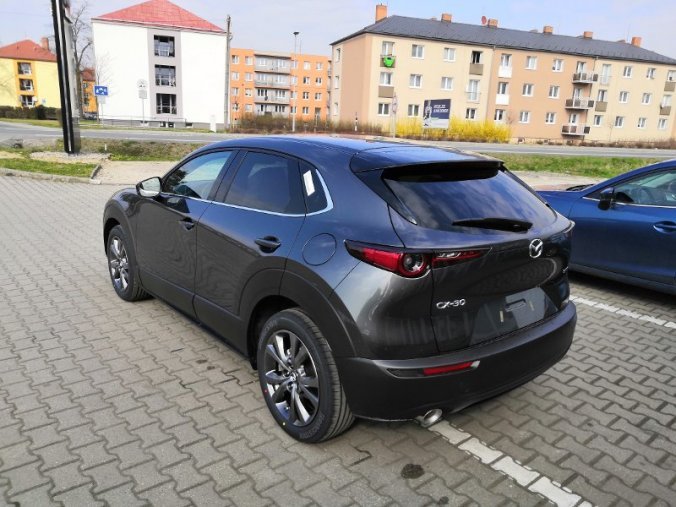 Mazda CX-30, 2,0sky-X 132kW/180k GT, barva šedá