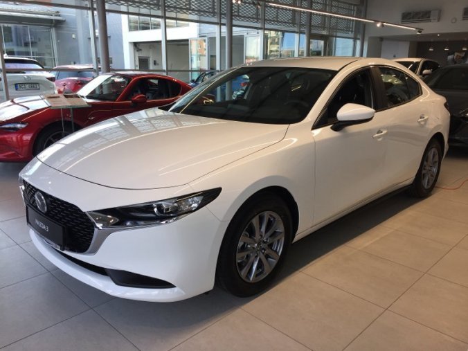 Mazda 3, 2,0 Skyactiv-G122, barva bílá