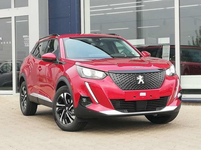 Peugeot 2008, ALLURE 1.2 PureTech 130 MAN6, barva červená