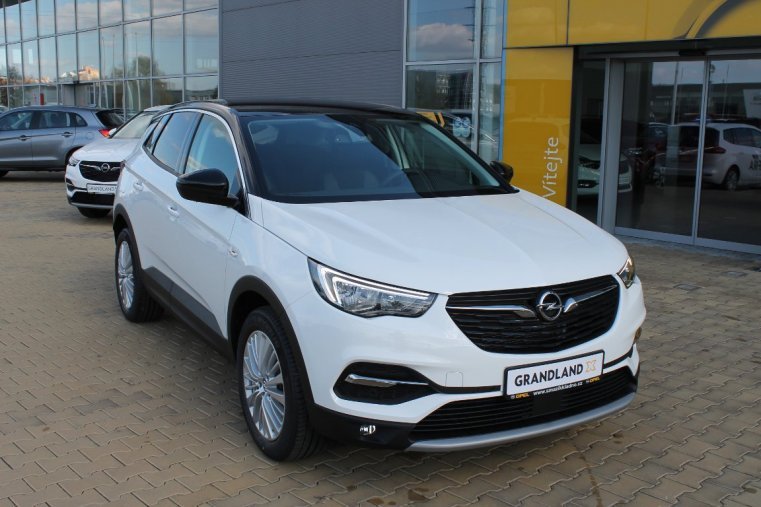 Opel Grandland X, Smile 1,2 Turbo MT6 130k, barva bílá