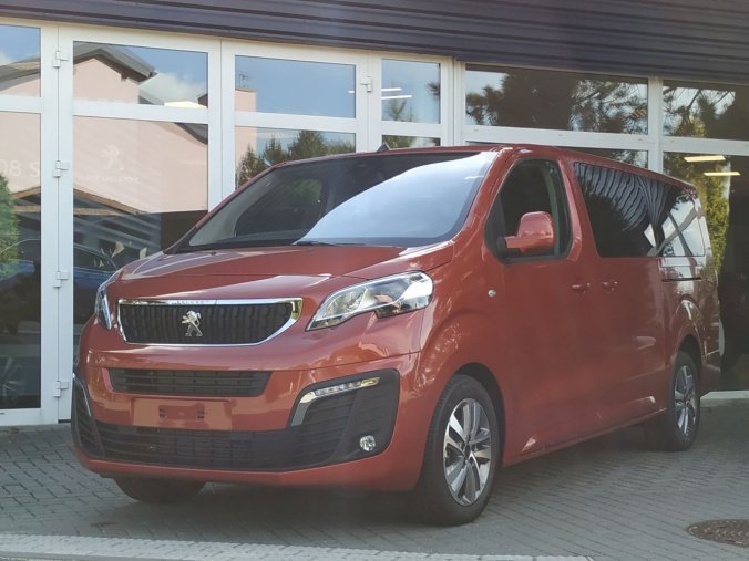 Peugeot Traveller, Active Long 2.0 BlueHDi 180 S&S EAT8, barva oranžová