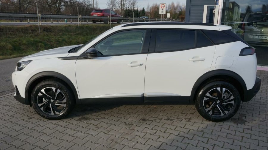 Peugeot 2008, Peugeot 2008 ALLURE 1.2 PureTech 100k MAN6, barva bílá