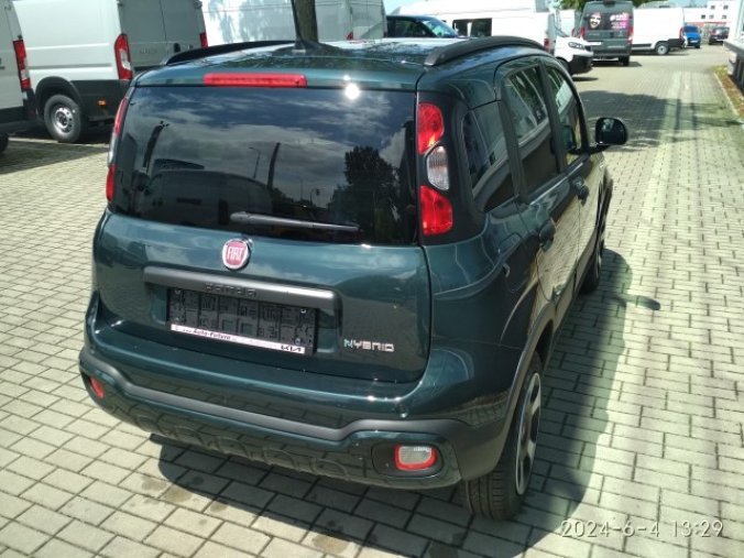 Fiat Panda, 1,0 Firefly Cross, barva zelená