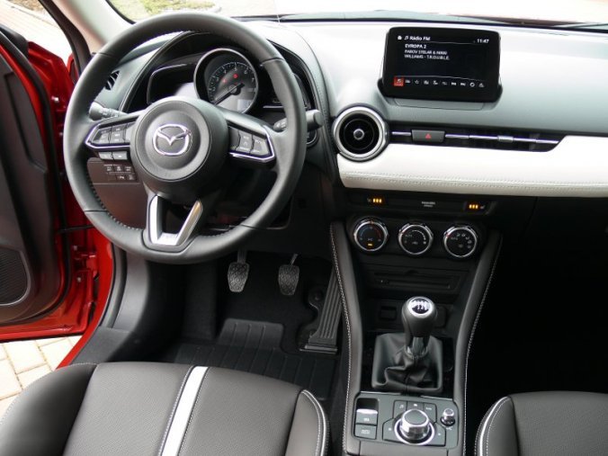 Mazda CX-3, 2.0 Skyactiv G121 + NAVI, barva červená