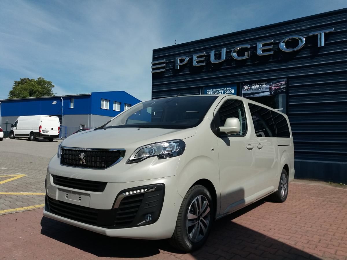 Peugeot traveller i long